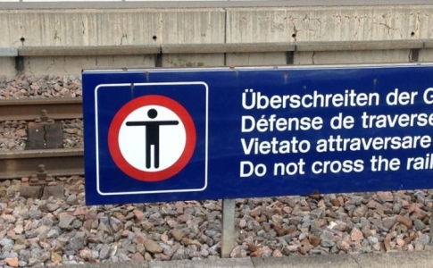 interdiction traverser voies