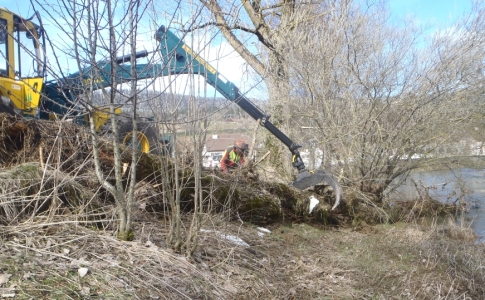 AVIS DE TRAVAUX D’ENTRETIEN DE LA VÉGÉTATION AUX ABORDS DES COURS D’EAU - Val-de-Travers