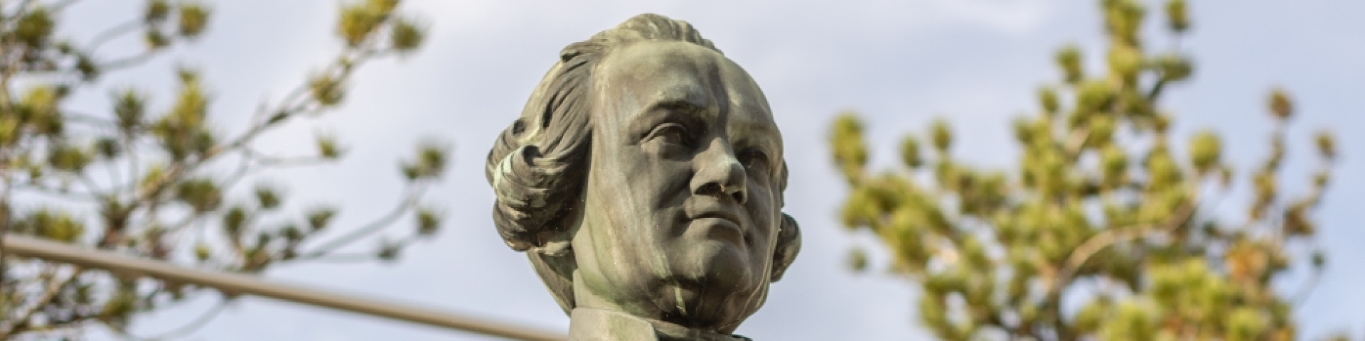 La culture au Val-de-Travers : Buste Ferdinand Berthoud